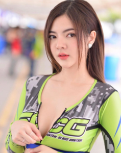 โอปอล มณฑการ 17