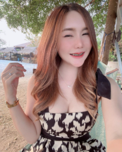 ลูกน้ำ จิรัชญา ติ้กตอก