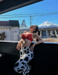 น้องโมนี่ โมนิก้า 23