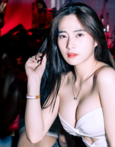 นุ้งนิ้ง ธิติมา ประวัติ