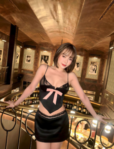 หญิง กนกพร 9