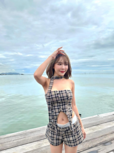 หญิง กนกพร 1