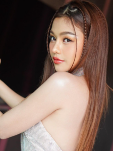 ธัญญ่า อาร์สยาม ถ่ายแบบ