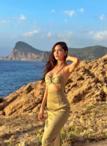 ฝน ชลดา จักแร้